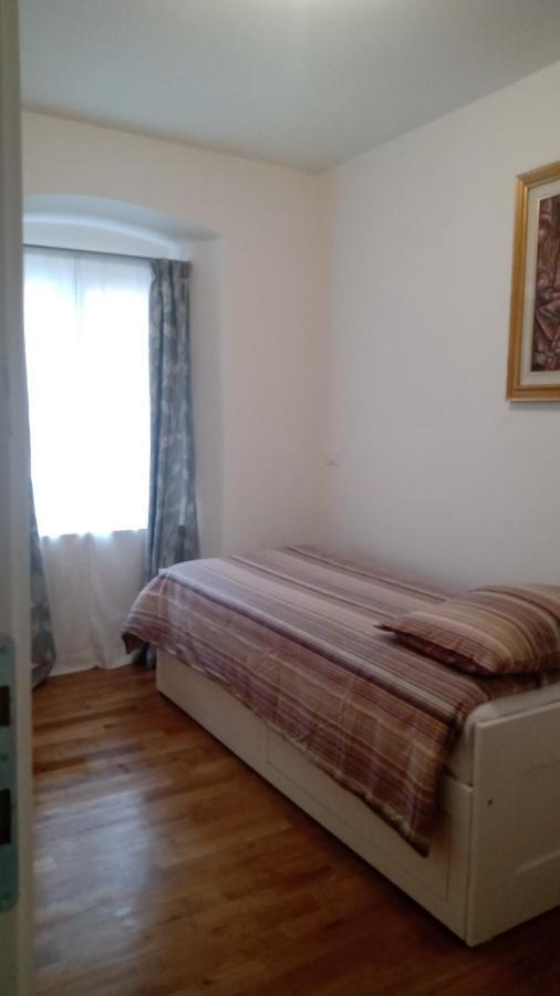 Casa Renova, Intero Appartamento, 2 Camere, Max 4 Ospiti, Trieste Zona Storica Экстерьер фото