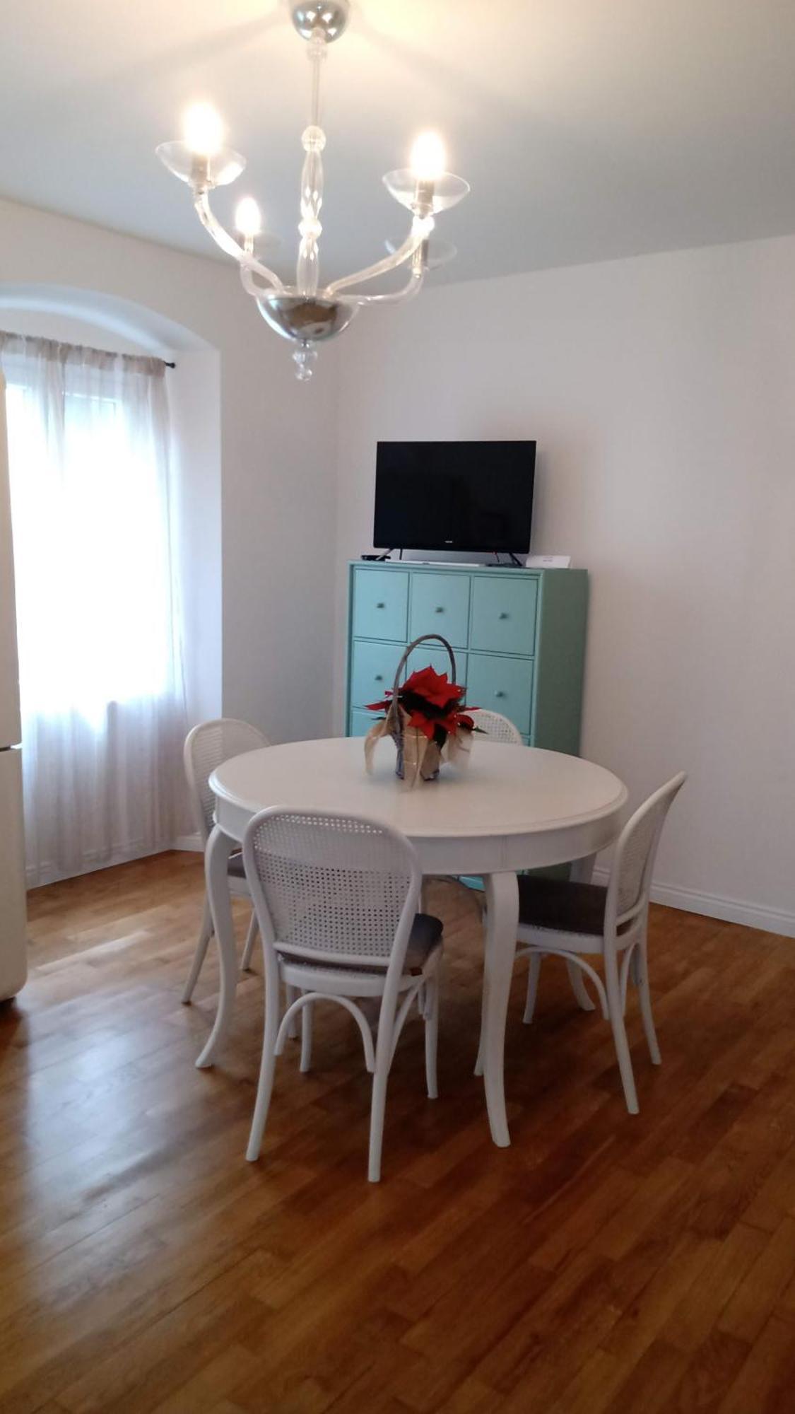 Casa Renova, Intero Appartamento, 2 Camere, Max 4 Ospiti, Trieste Zona Storica Экстерьер фото